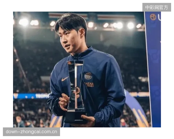 经历豪门历练，李刚仁的大赛经验将为韩国队中场注入强心剂。